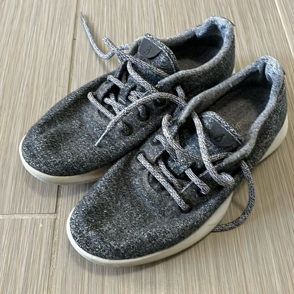 Allbirds shoes - Picture 1 of 5